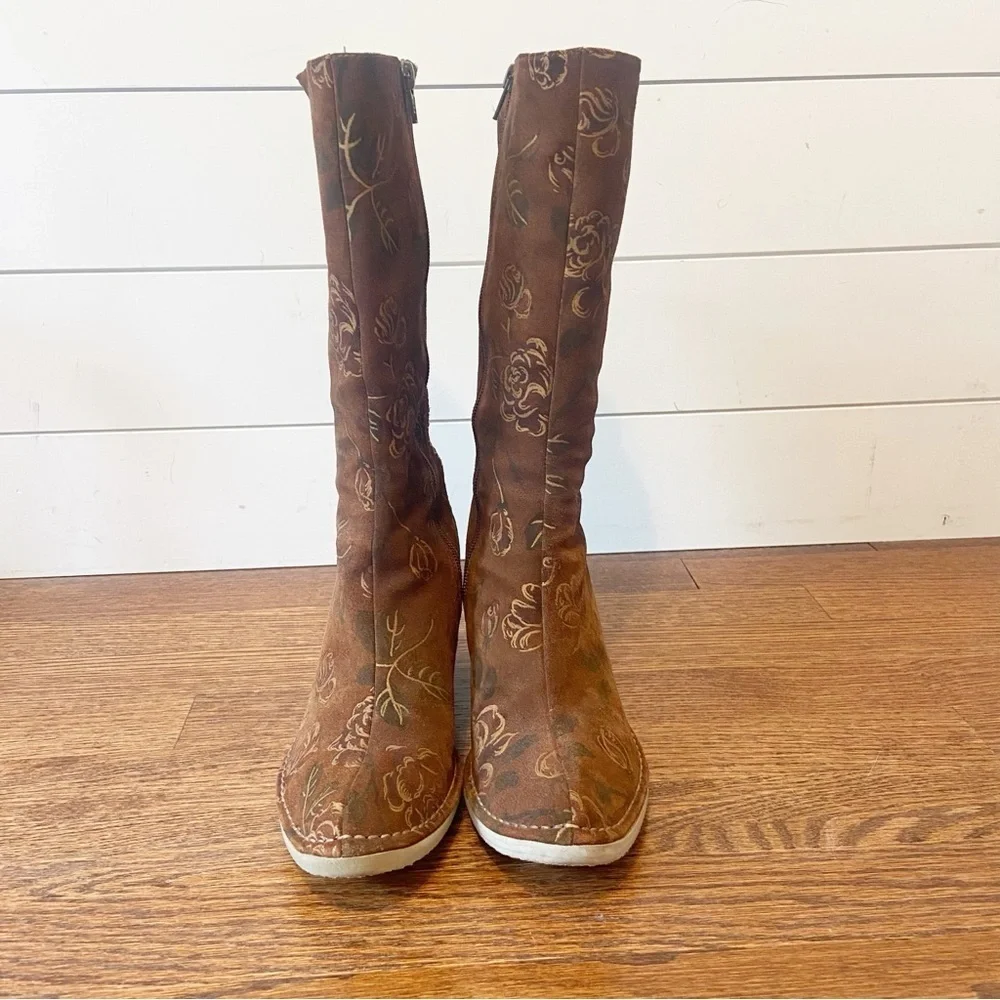 Pon Quintana | Women’s Suede Wedge Size Zip floral Boots Size 38 1/2 - Picture 3 of 12